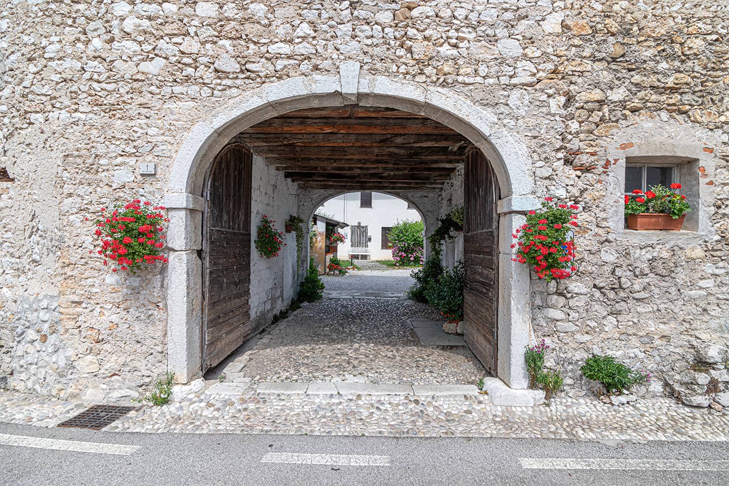 montereale-valcellina-la-sua-storia-le-sue-tradizioni